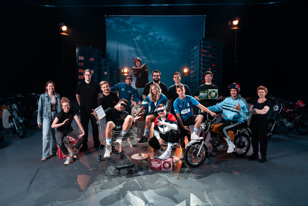 Filmproduktion Crew von einem Dreh in Erfurt für HEXEN-Eis